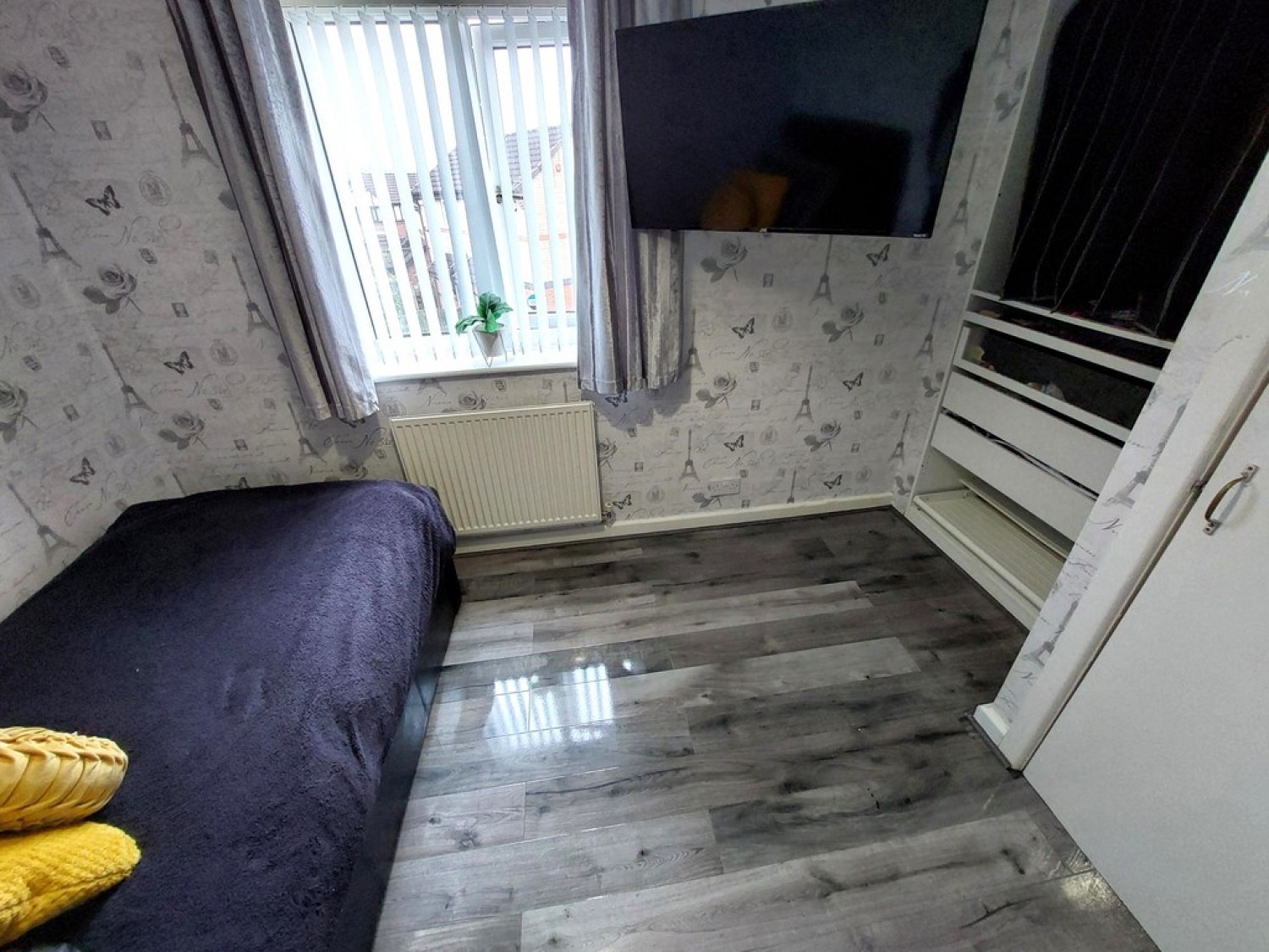 2 bedroom House for Letting St Heliers Drive, Salford