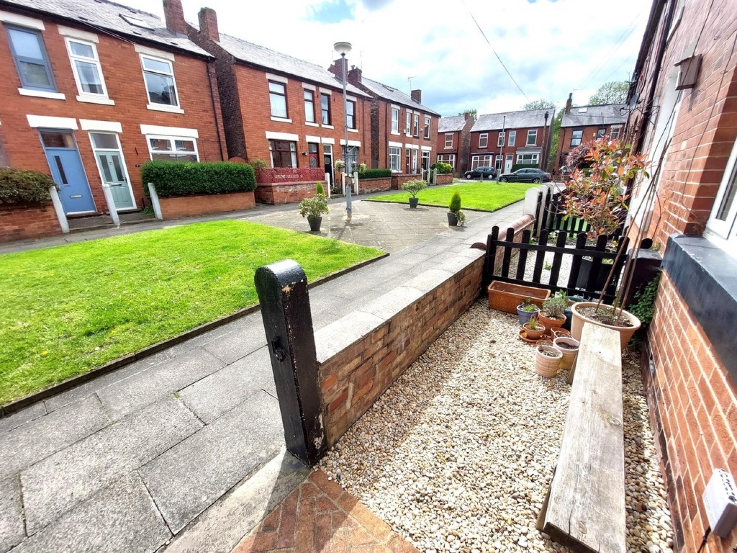 2 bedroom House for Sale Elizabeth Street, Prestwich, M25