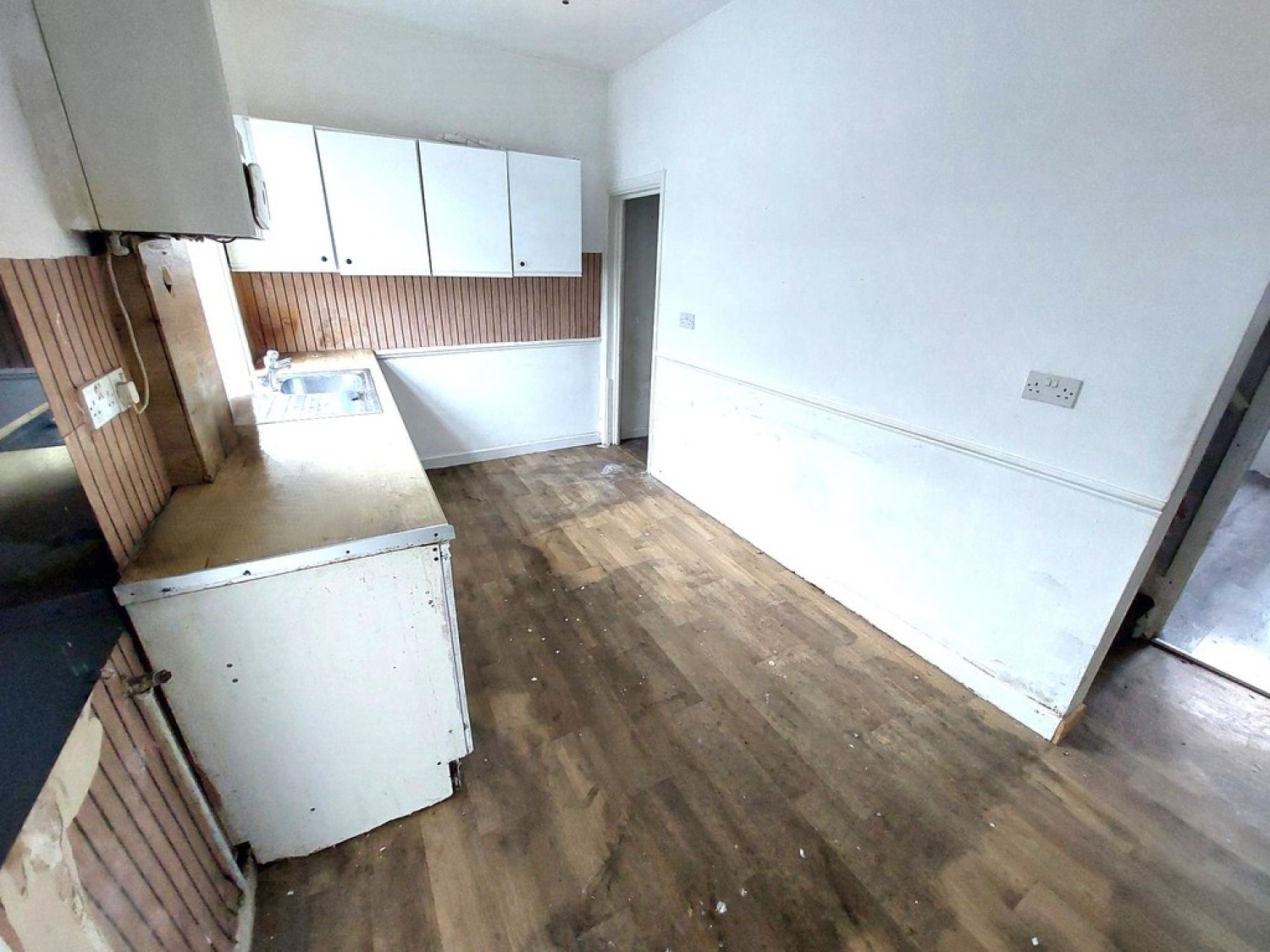 2 bedroom House for Sale York Street, Whitefield, M45