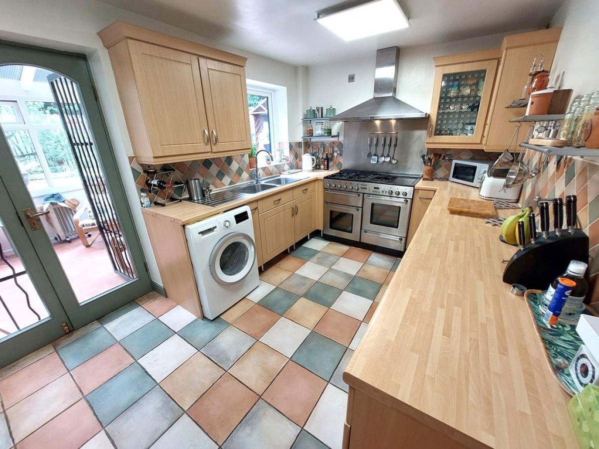 Ralston Close, Salford, M7