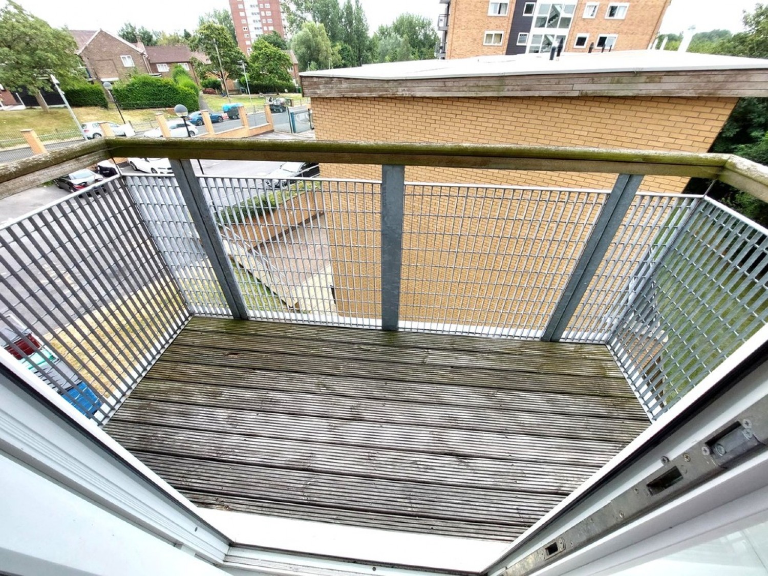 2 bedroom Flat for Sale Tower 4, Apt 12 Lakeside Rise, Blackley, M9