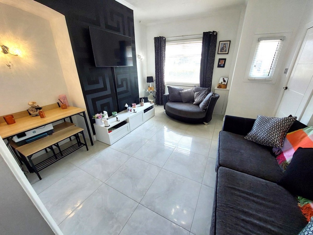 Edward Road, Blackley, M9