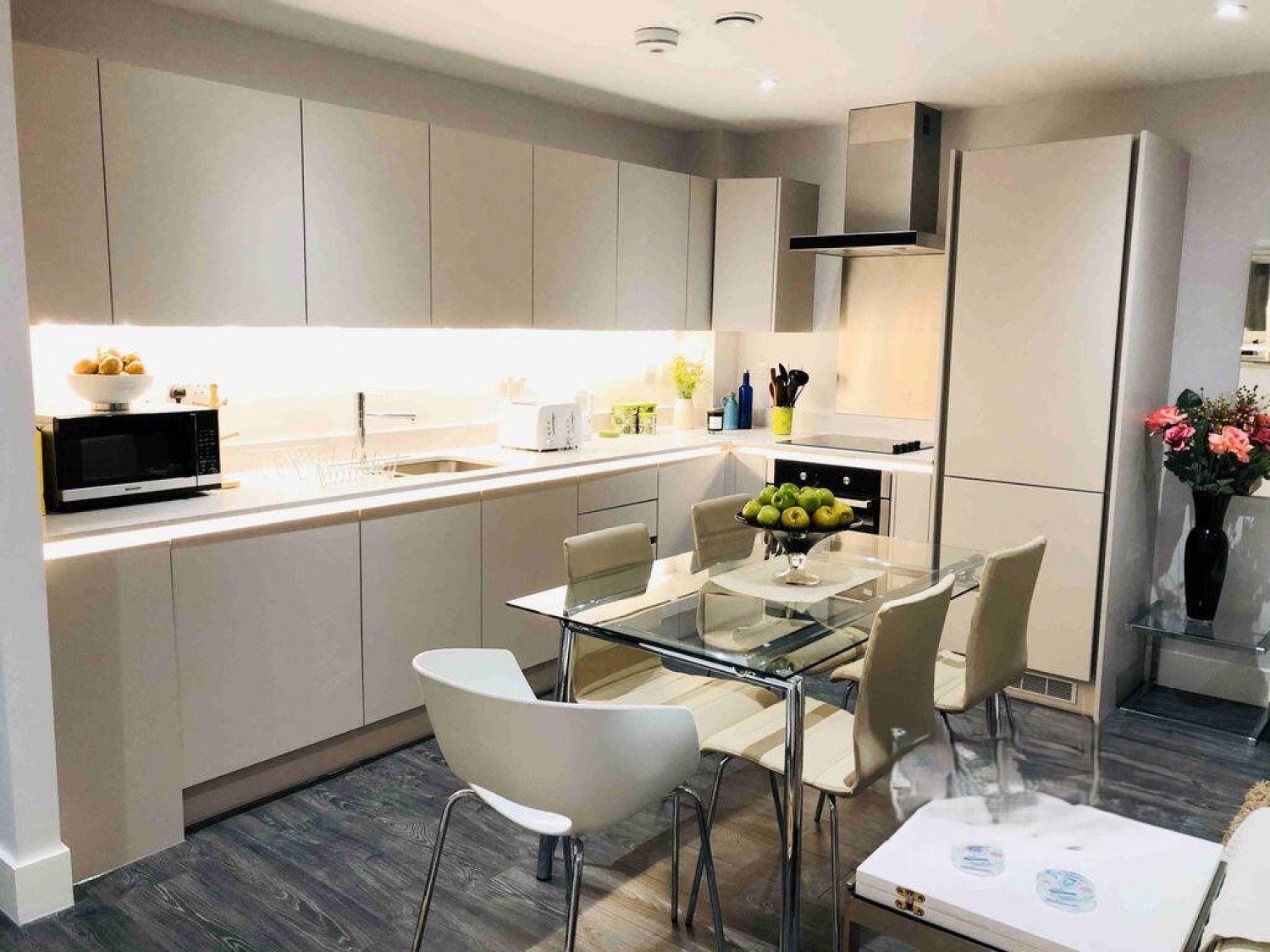 2 bedroom Flat for Sale Hallmark Tower, Cheetham Hill, M4