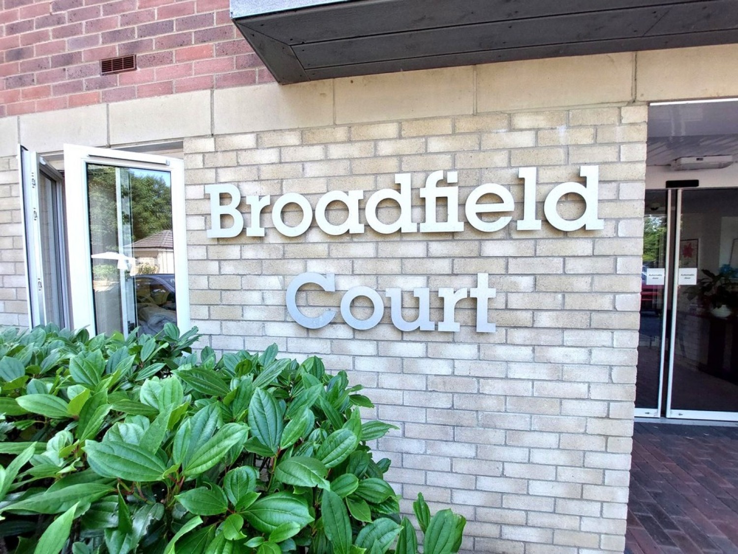 2 bedroom Flat for Sale Broadfield Court, Prestwich, M25
