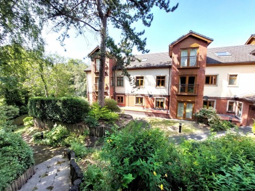 Thorndyke Gardens, Prestwich, M25
