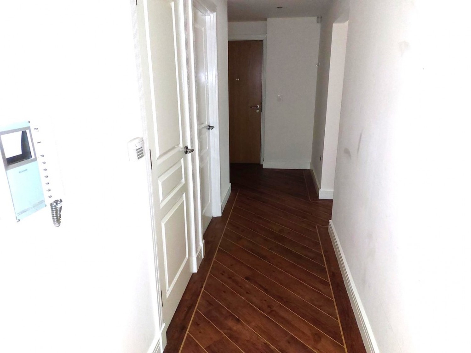 2 bedroom Flat for Sale Thorndyke Gardens, Prestwich, M25