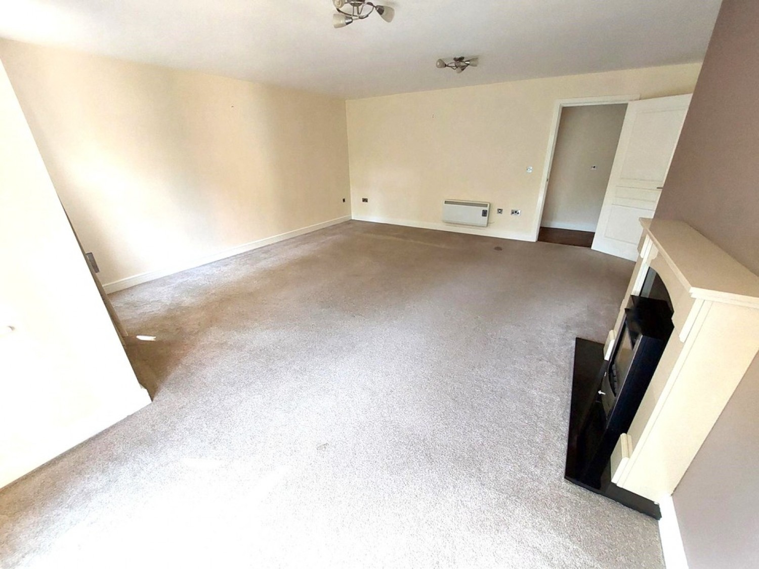 2 bedroom Flat for Sale Thorndyke Gardens, Prestwich, M25