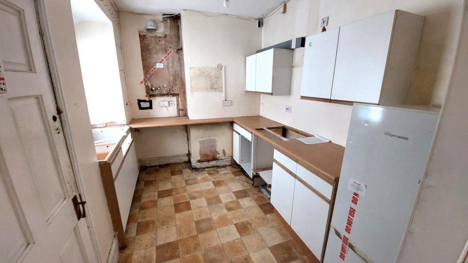 2 bedroom House for Sale Parkhill Avenue, Crumpsall, M8