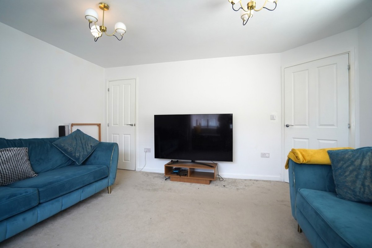 Scott Hetherington Way, Middleton, M24
