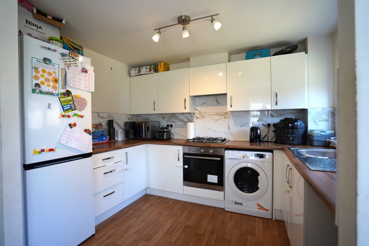 3 bedroom House for Sale Scott Hetherington Way, Middleton, M24