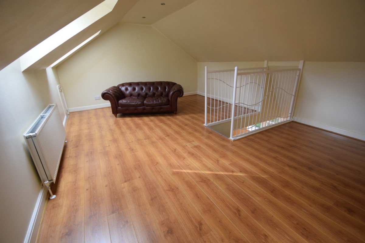 Holland Park, Daisy Hill Lane