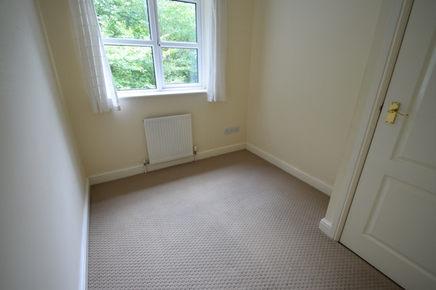 Holland Park, Daisy Hill Lane