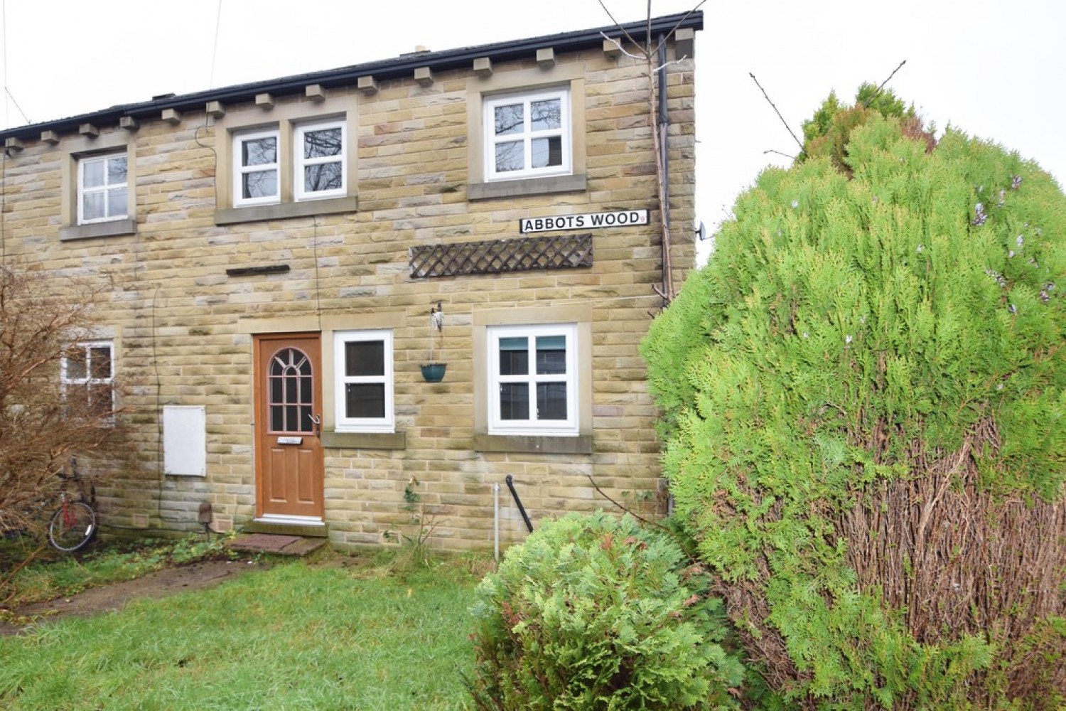 3 bedroom House for Letting Abbots Wood
