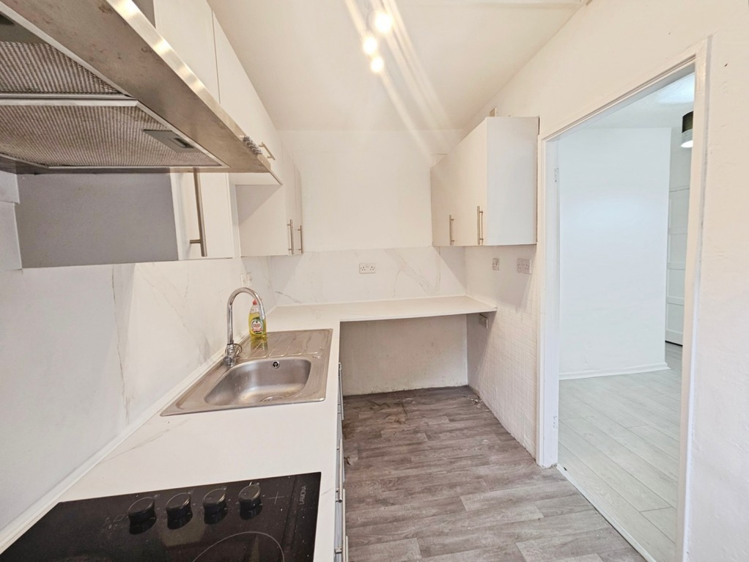 4 bedroom House for Letting Rowantree Drive, Idle