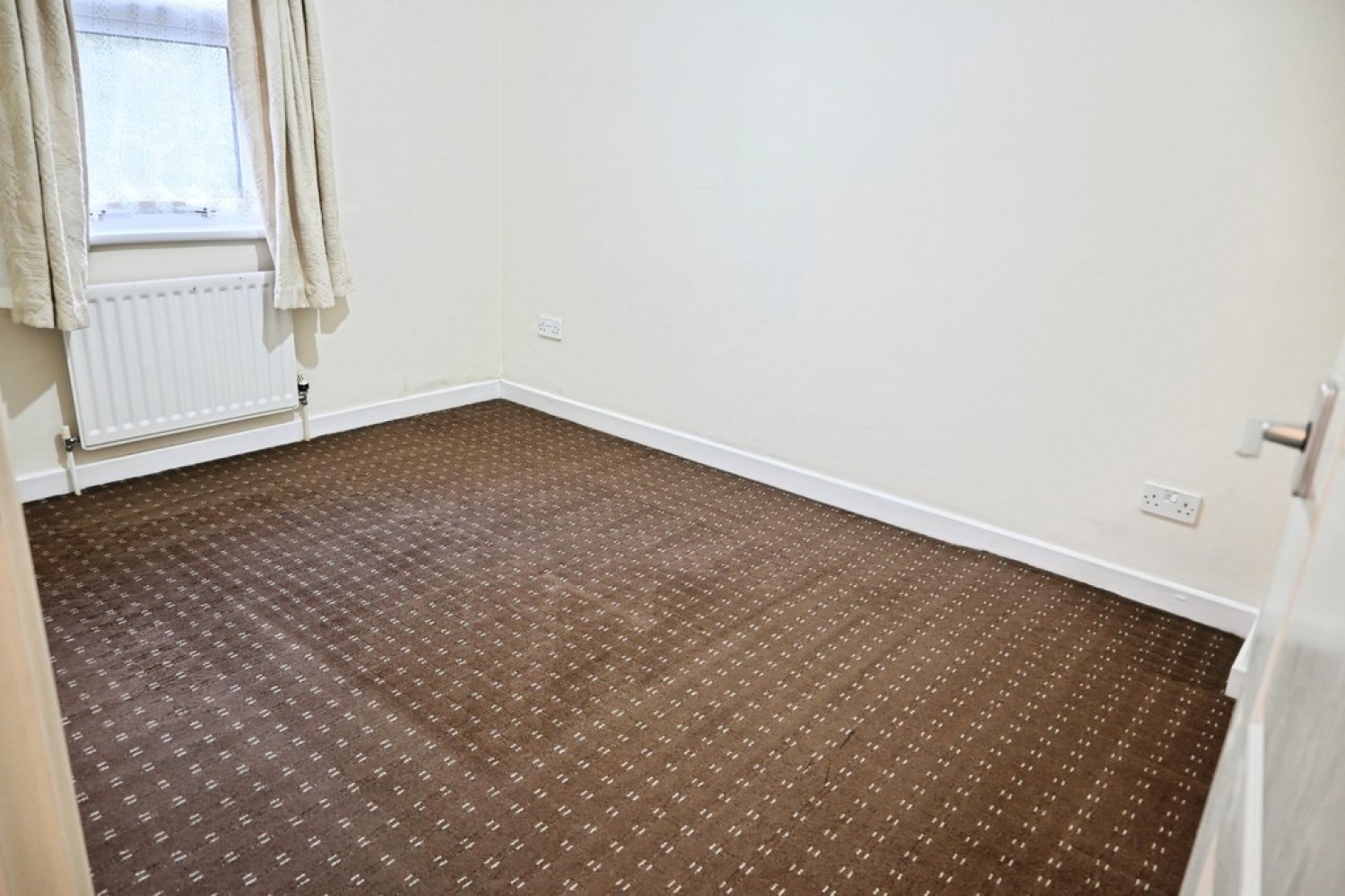 3 bedroom House in Hazelwood Road, Haworth Road , Bradford