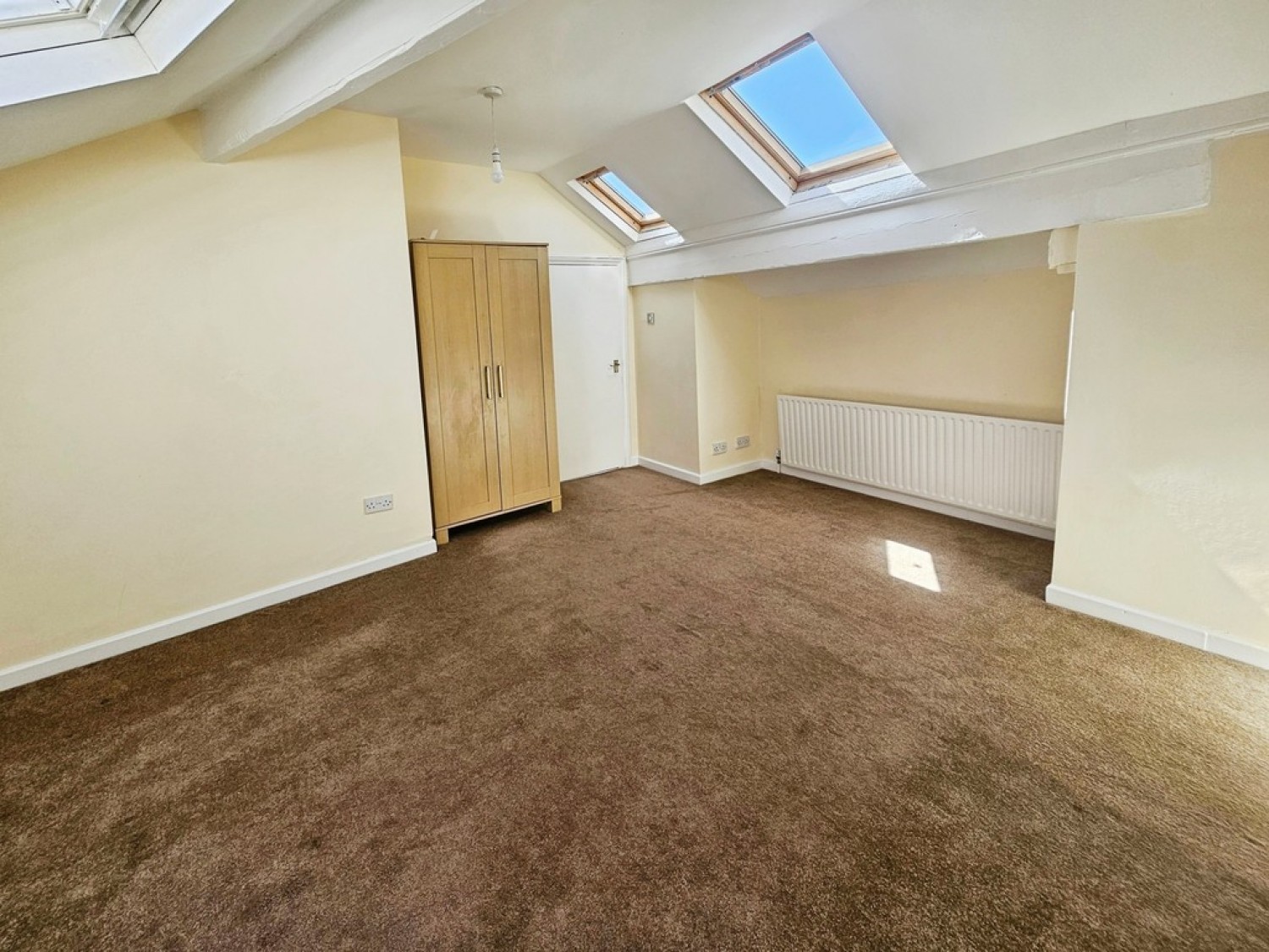 3 bedroom House for Letting North Fold, Idle, Bradford