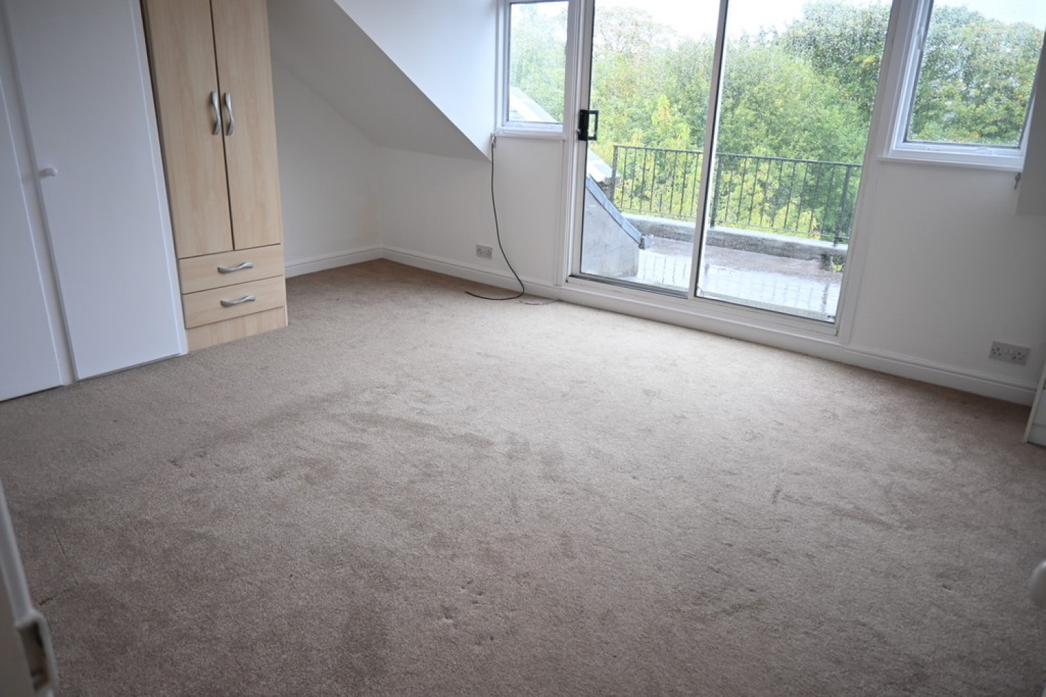 2 bedroom Flat in Otley Road, Guiseley