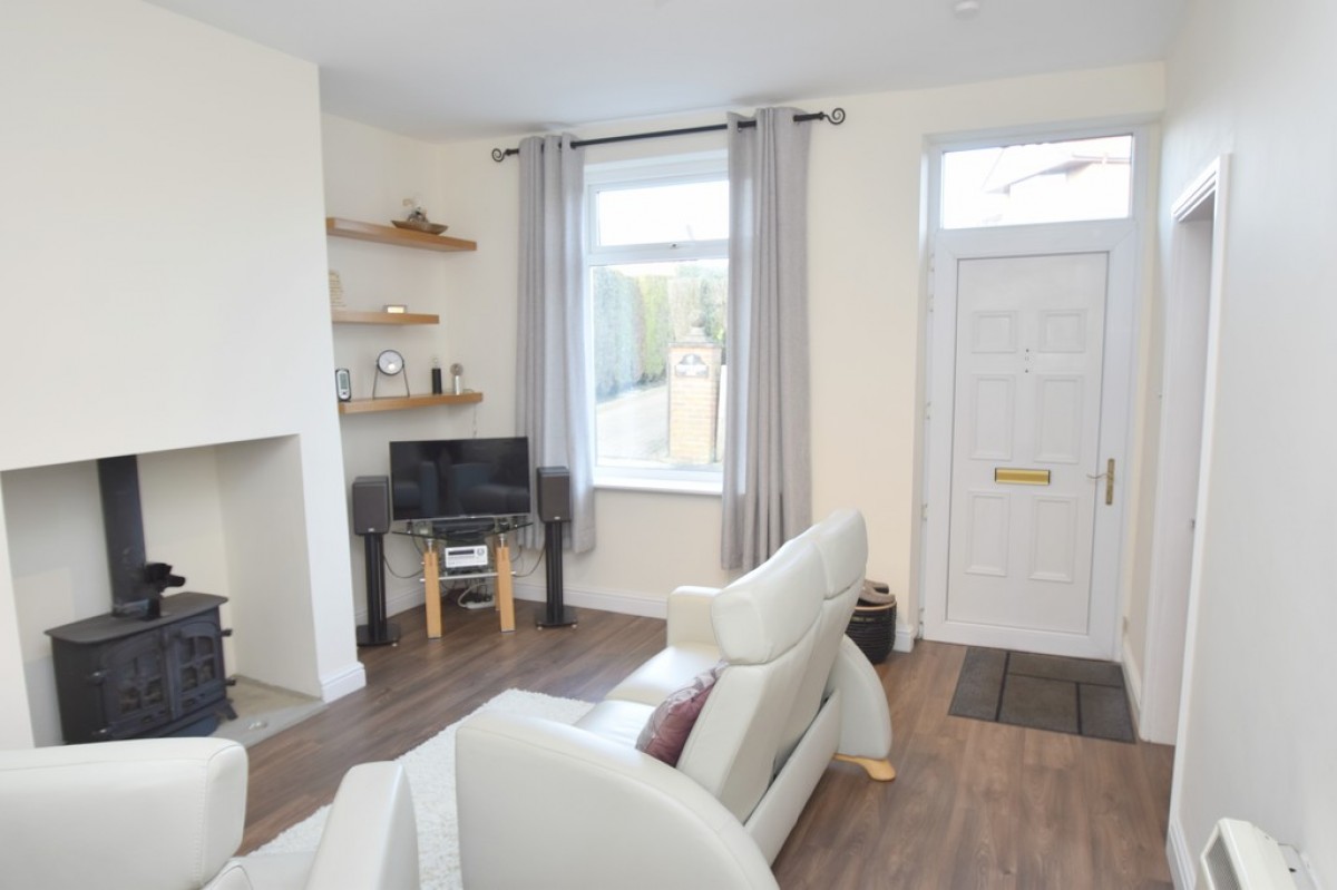 Grove Avenue , Leeds