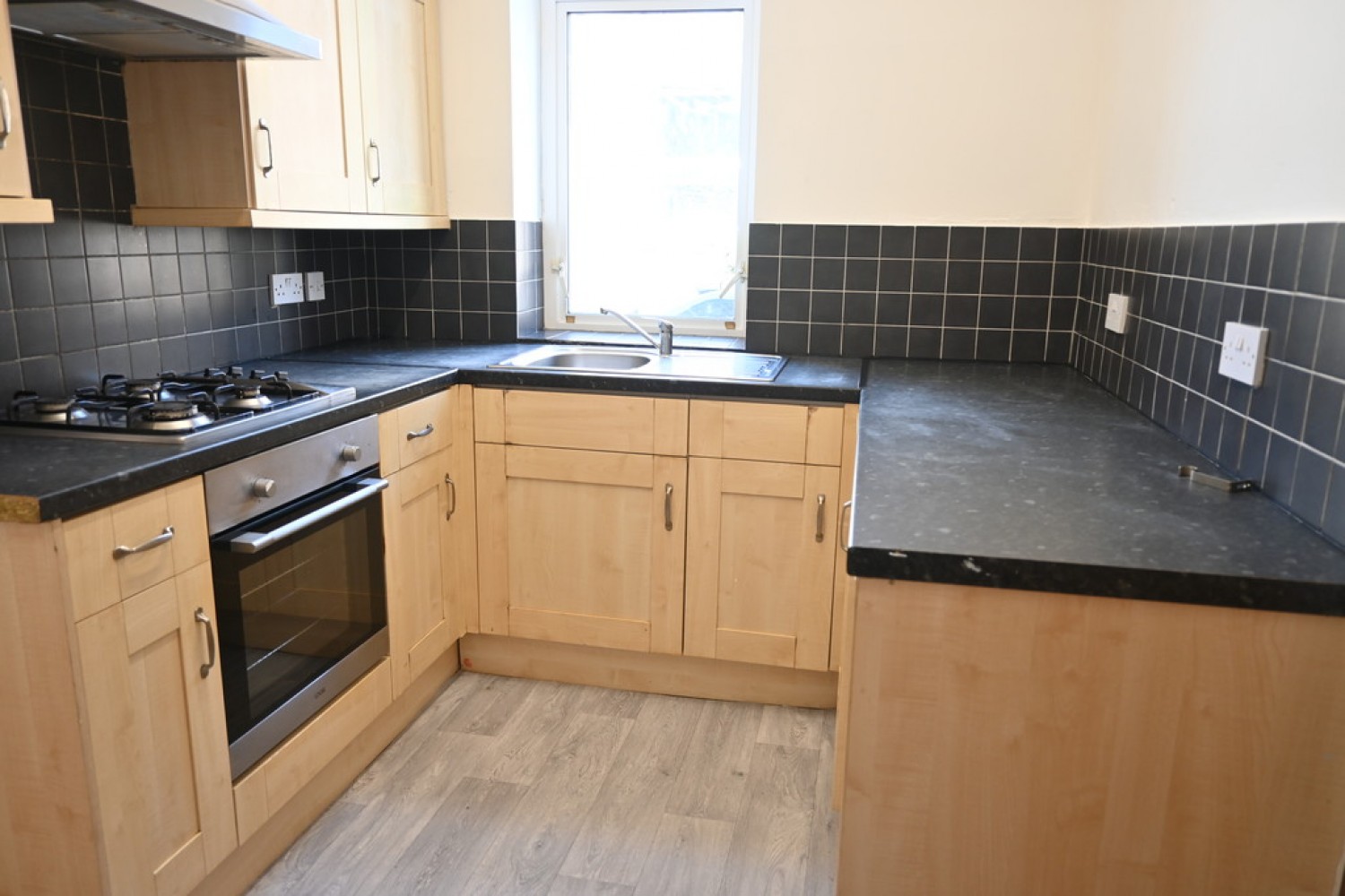 2 bedroom House for Letting Wignall Street, Beechcliffe