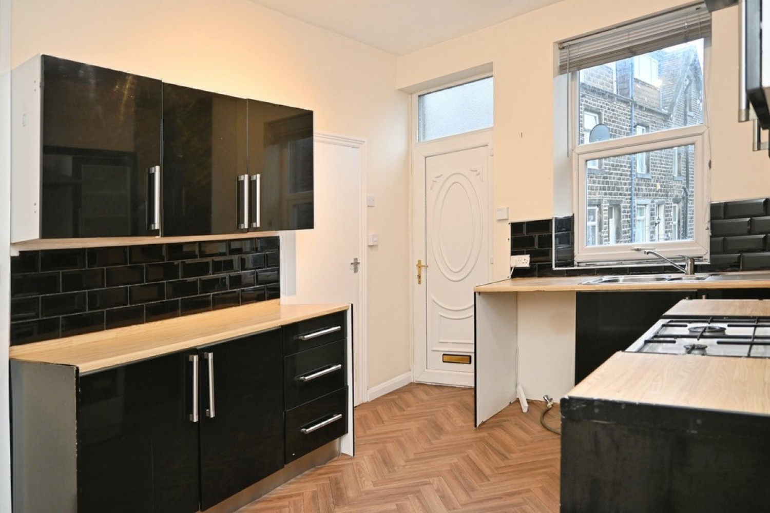 3 bedroom House in Bradford Road, Keighley