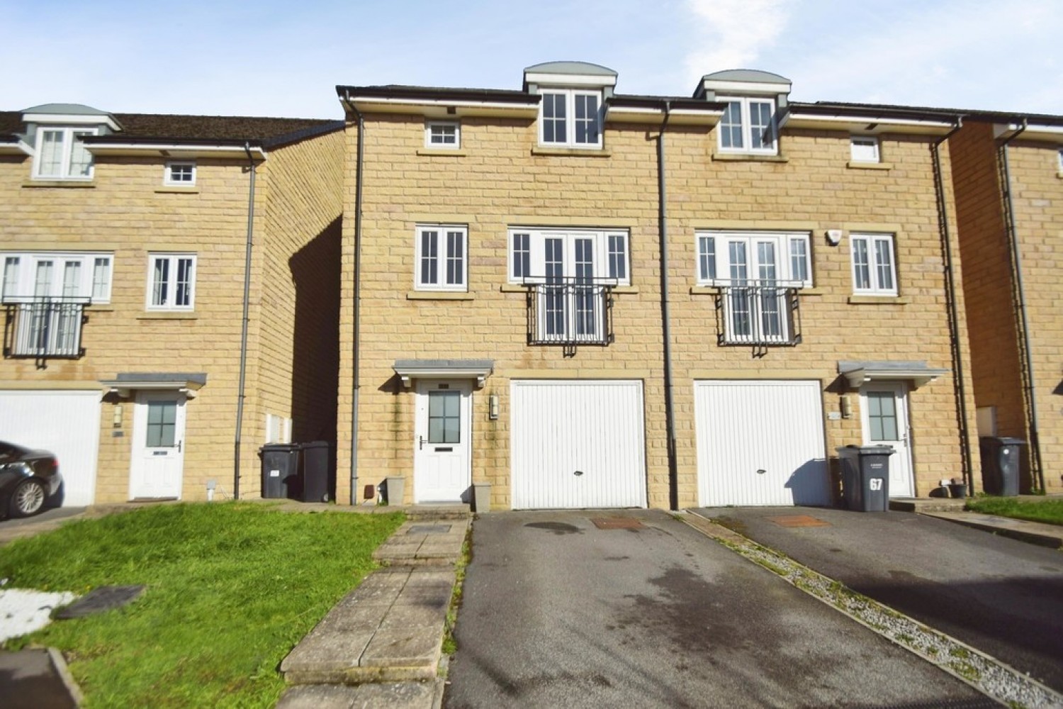 3 bedroom House for Letting Staincliffe Drive, Keighley
