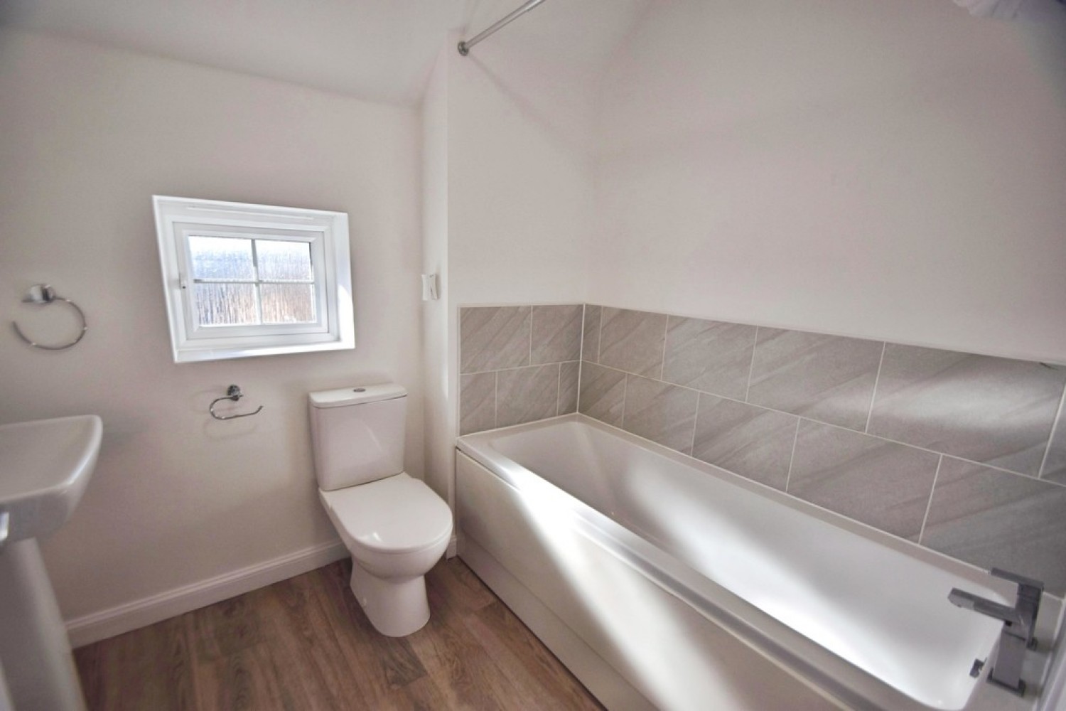 3 bedroom House for Letting Staincliffe Drive, Keighley