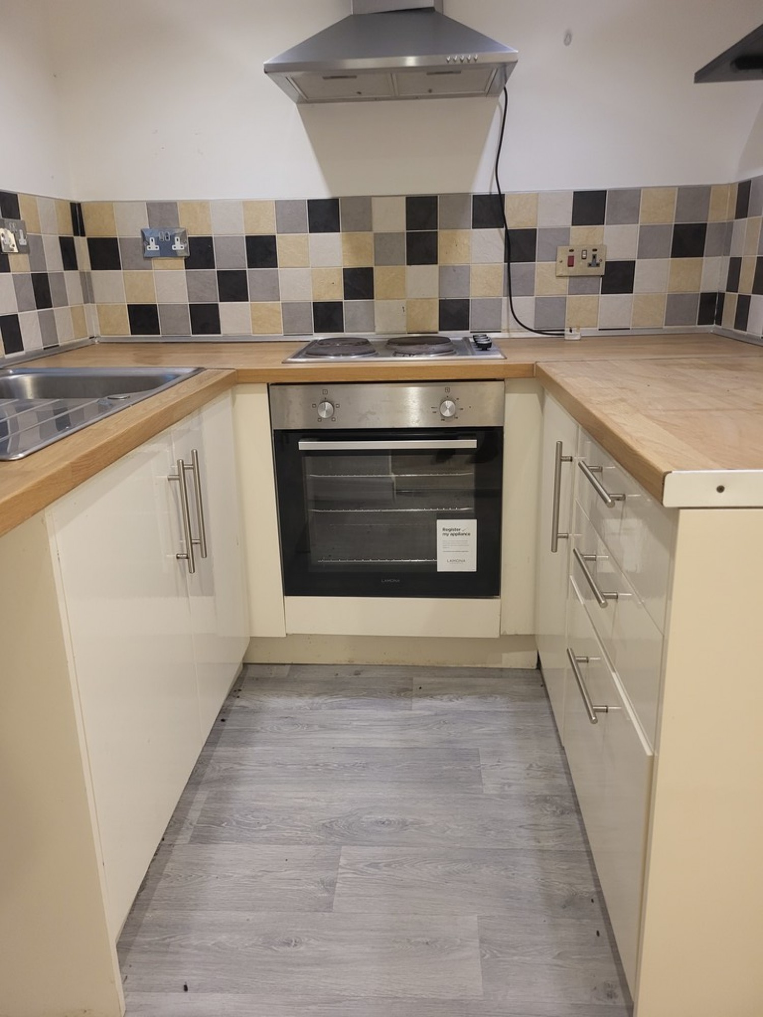 2 bedroom House in Main Street, Wilsden