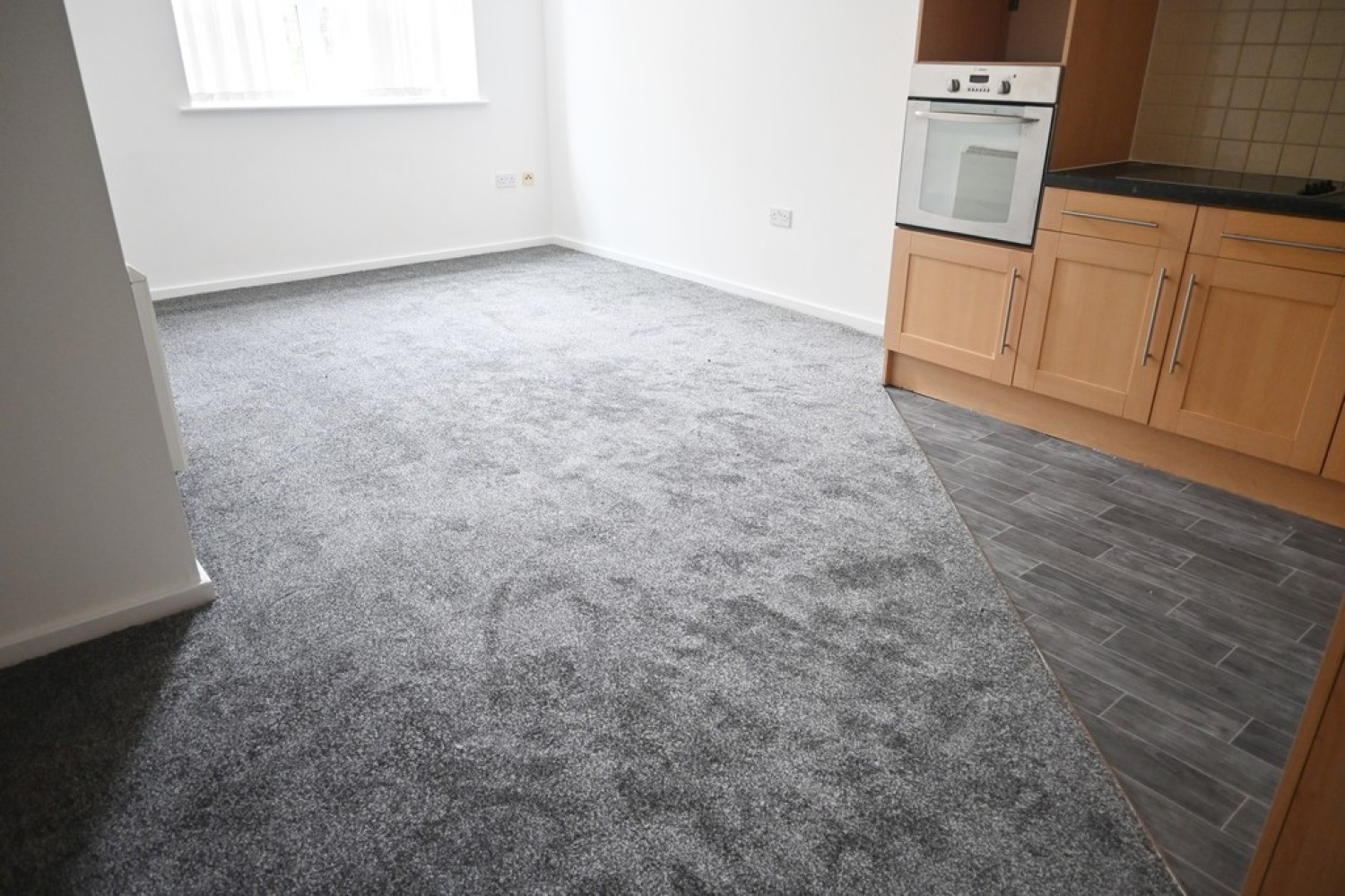 2 bedroom Flat for Letting Brackendale Lodge, Thackley