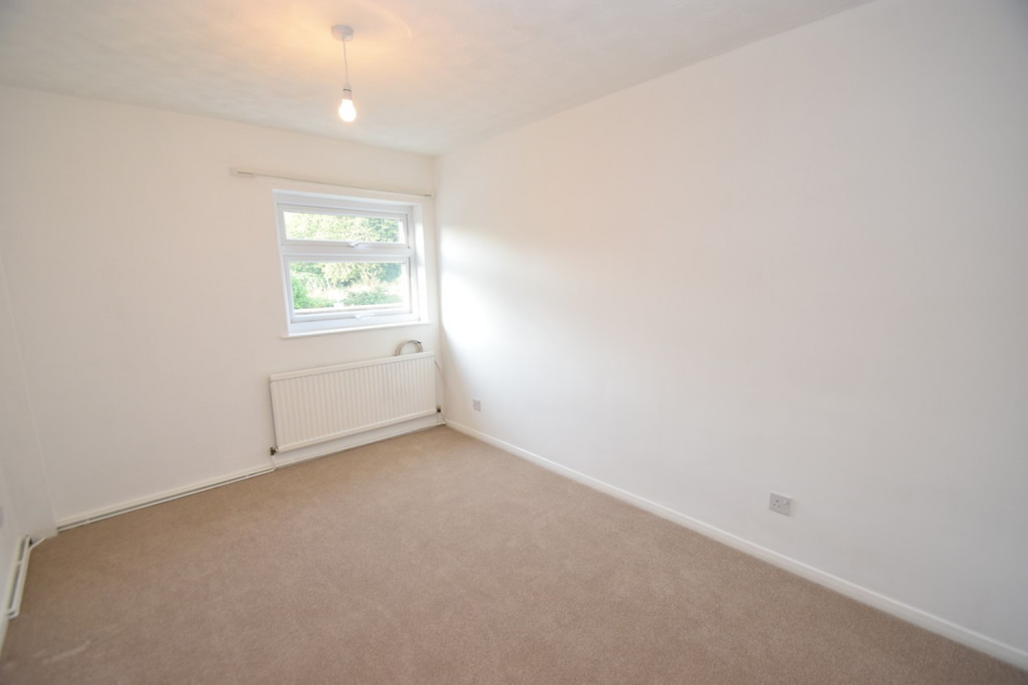 2 bedroom Flat for Letting Oastler Road, Shipley