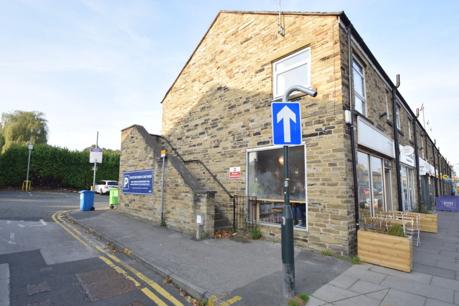 2 bedroom Flat for Letting Oastler Road, Shipley