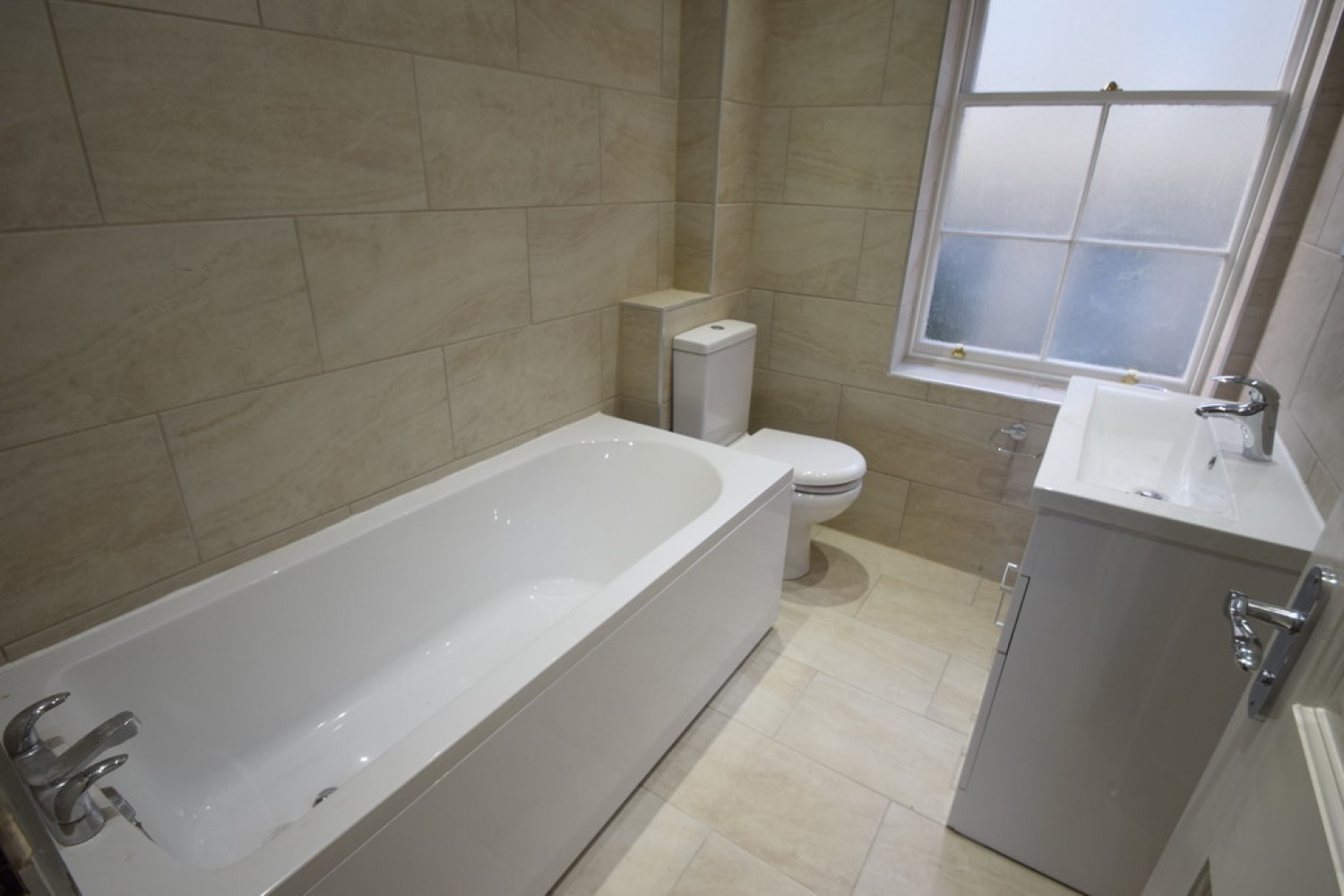 2 bedroom House for Letting Lockwood Street, Saltaire, Shipley