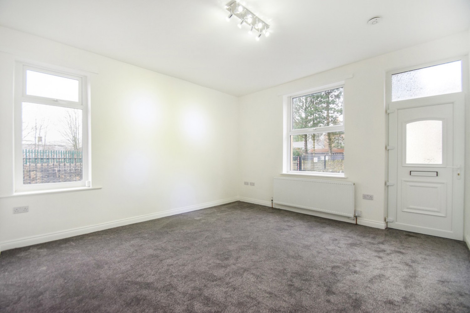 3 bedroom House for Letting Clock View Street, Keighley