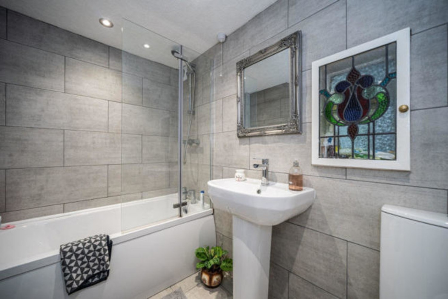 5 bedroom House for Letting Skipton Road, Keighley