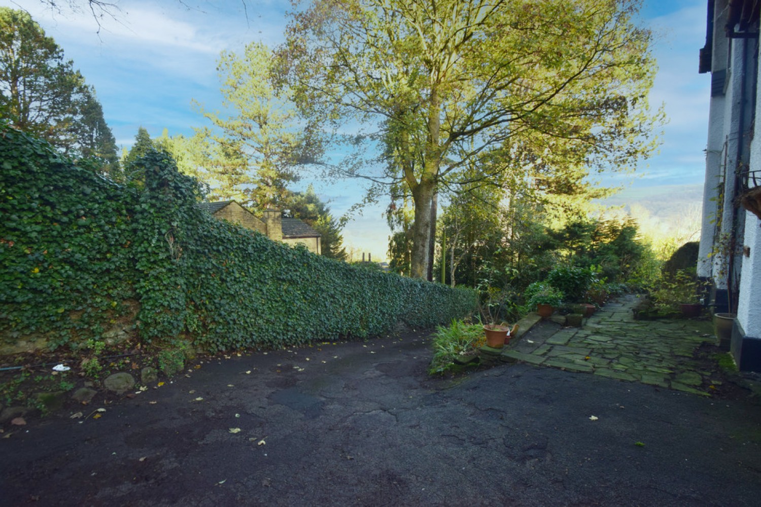 5 bedroom House for Letting Skipton Road, Keighley