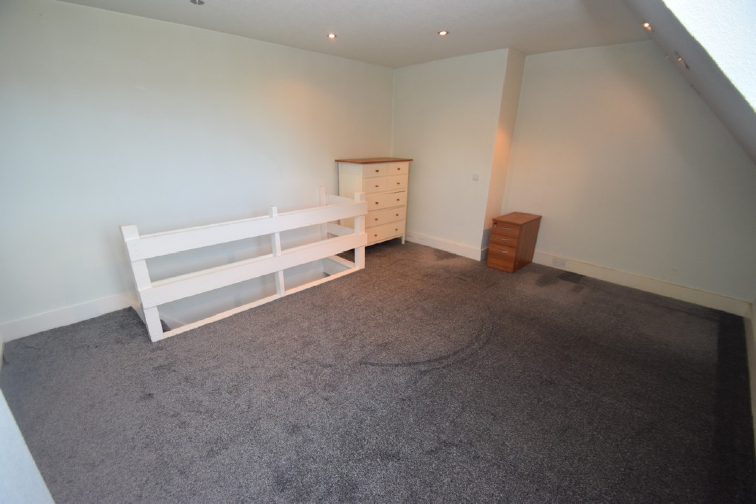 5 bedroom House for Letting Skipton Road, Keighley