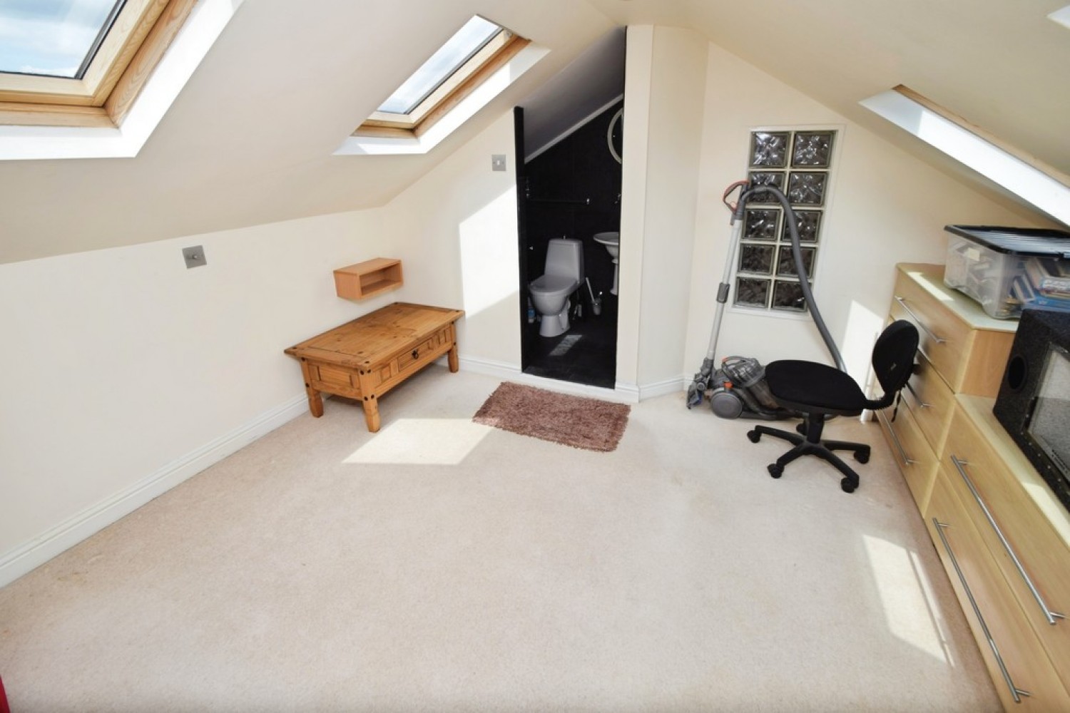 4 bedroom House for Sale Keighley, West Yorkshire