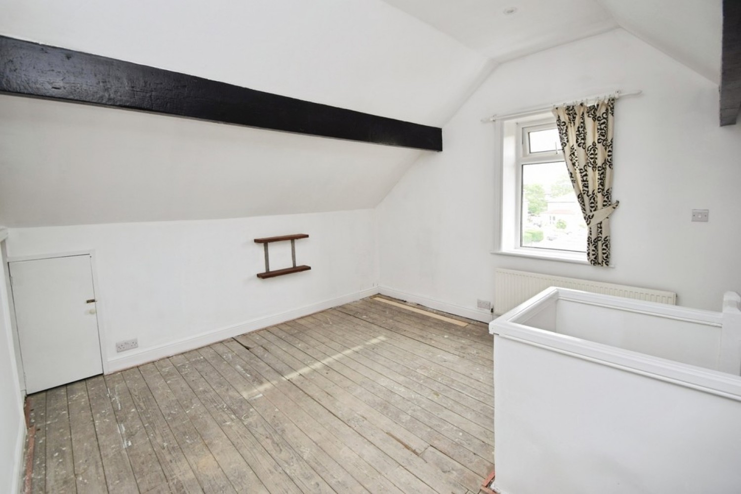 2 bedroom House for Sale Ingrow, Keighley, West Yorkshire