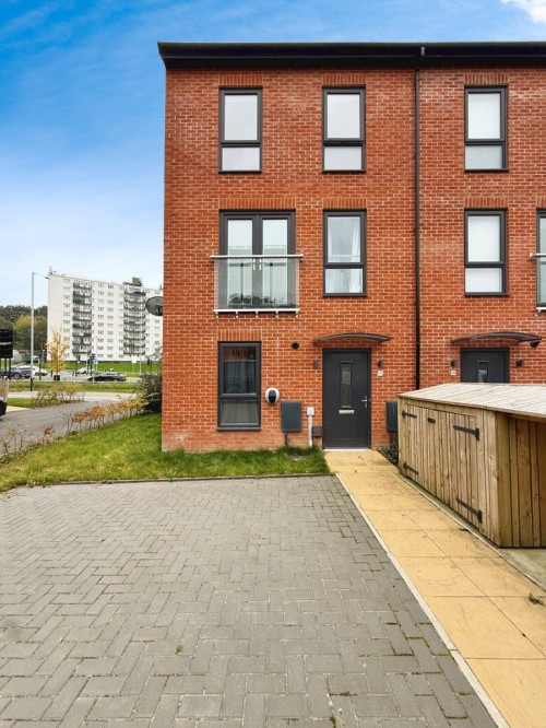 Copper Beech Court, Horsforth