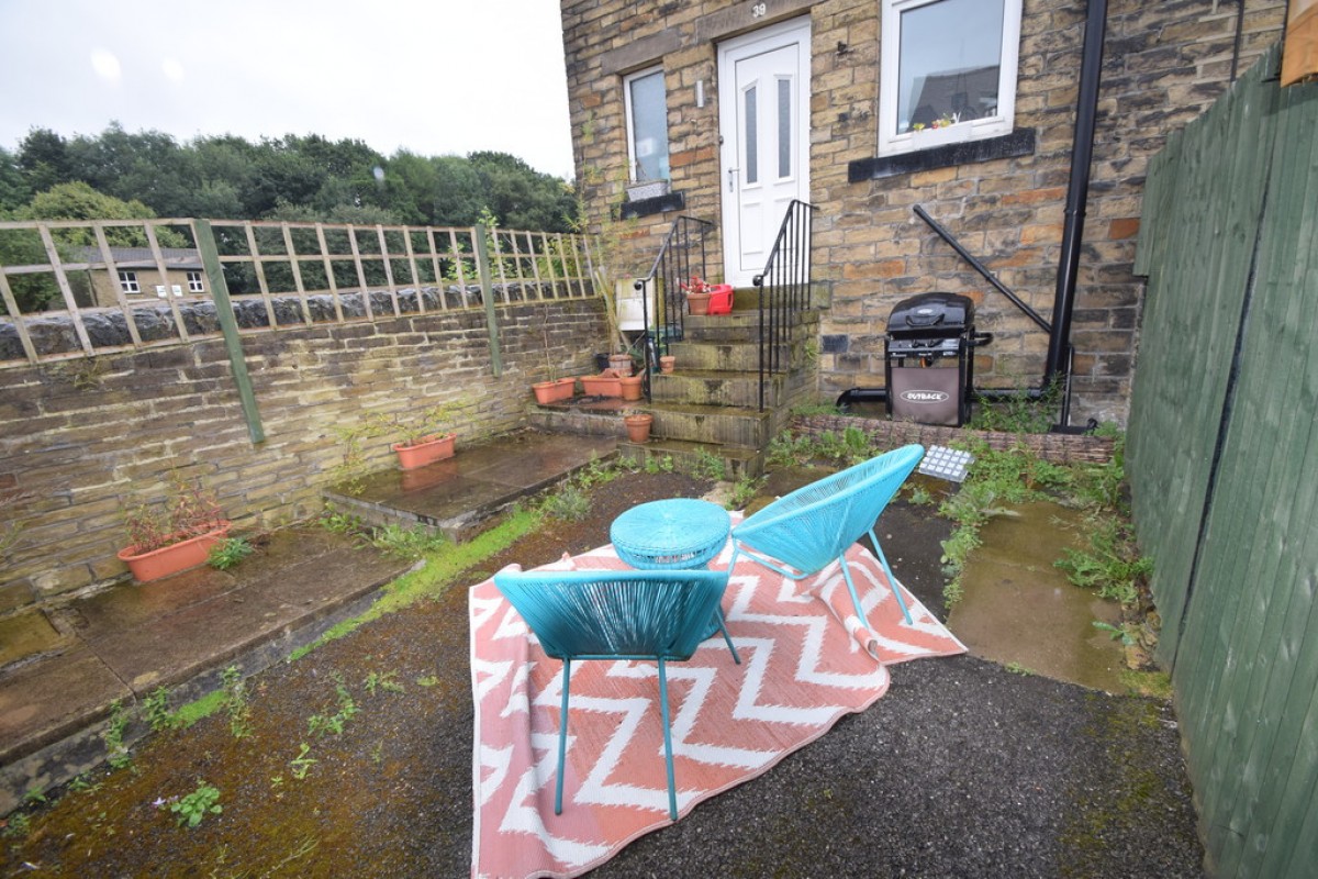 Shipley, Bradford, BD18 3DH