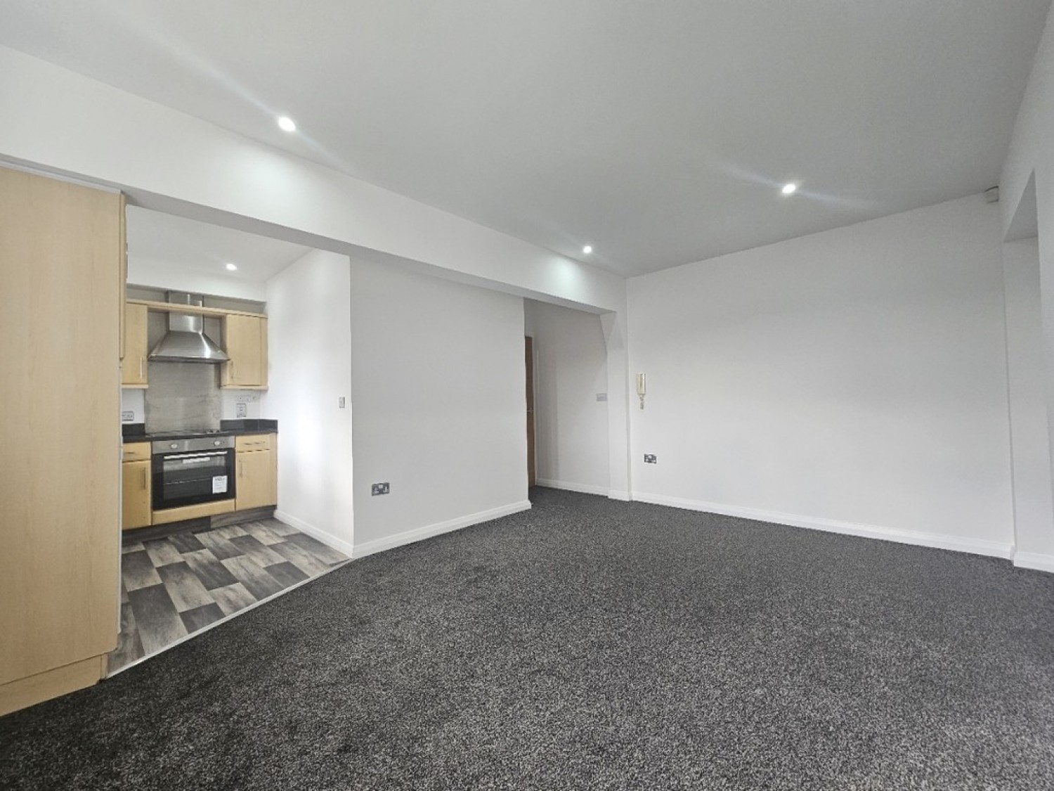 1 bedroom Flat for Letting Canal Road, Riddlesden