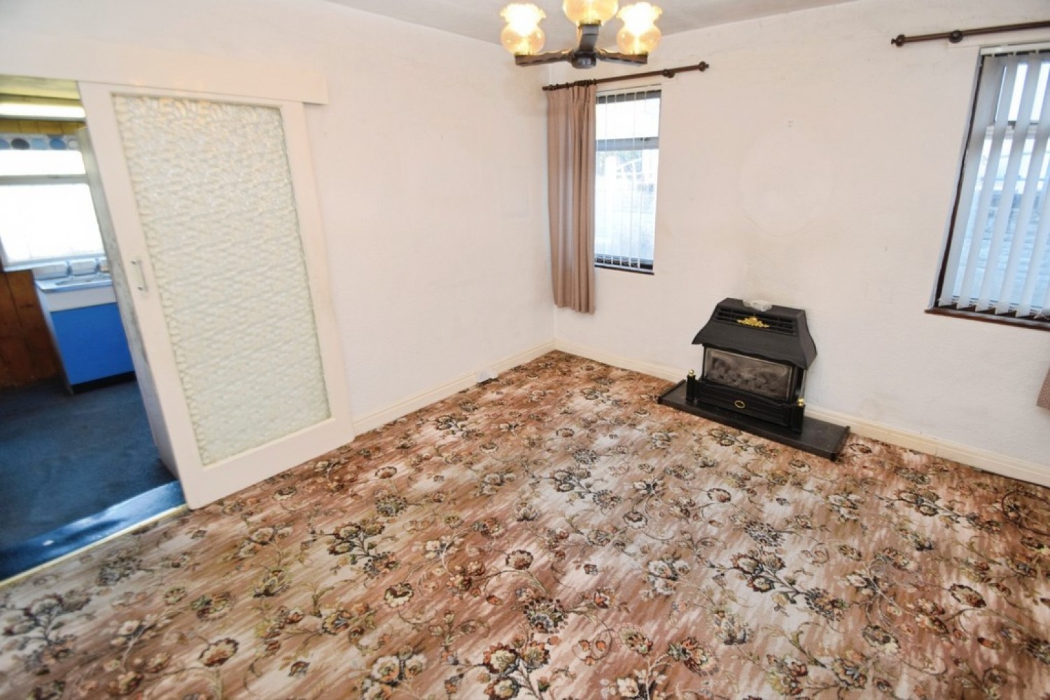 2 bedroom Bungalow for Sale Sandbeds, Keighley, West Yorkshire