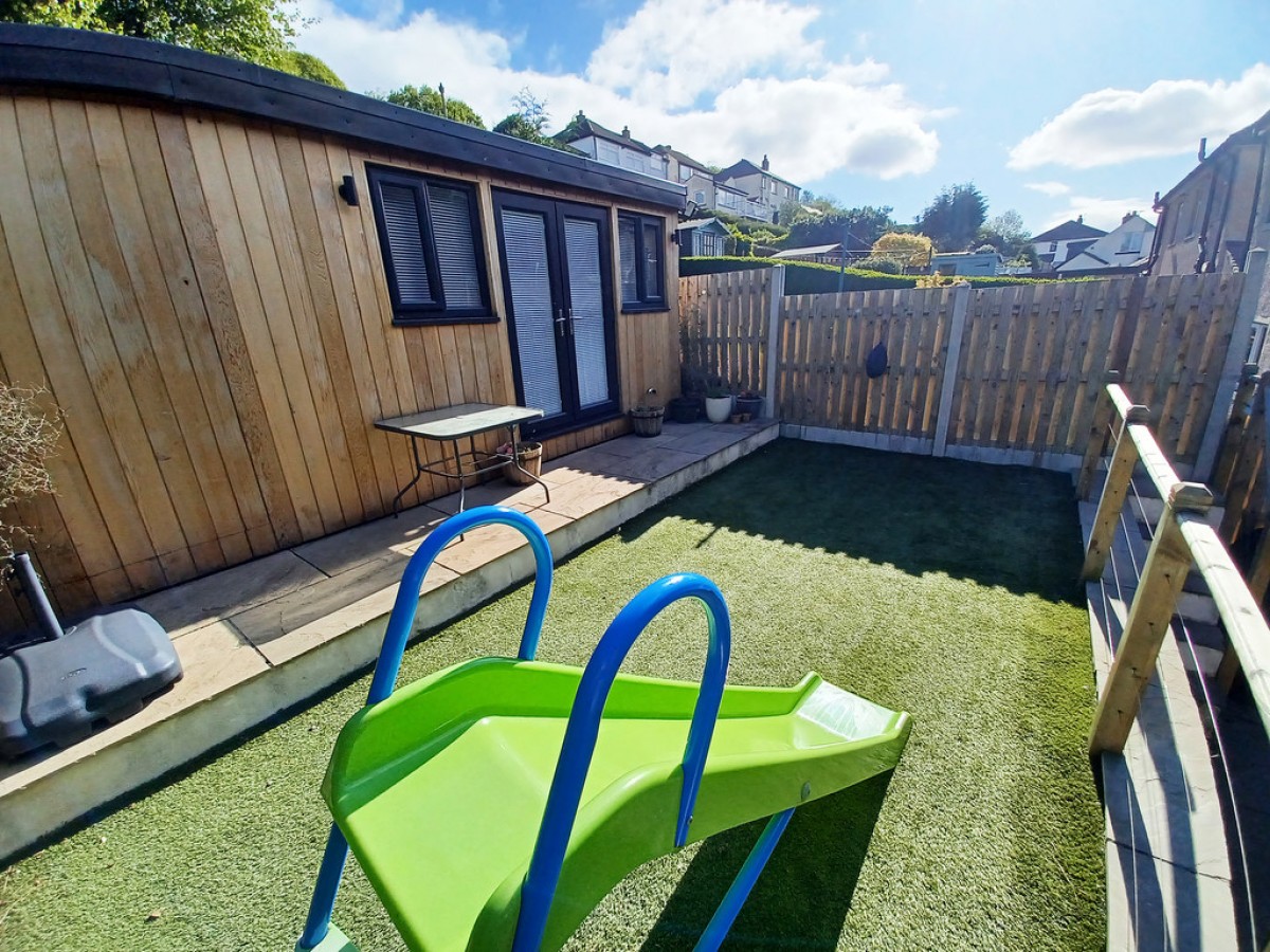 Riddlesden, Keighley, West Yorkshire