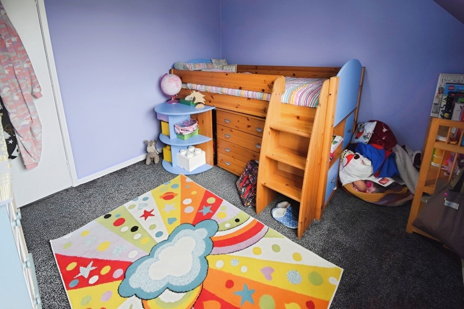 3 bedroom House in Halifax Road, Keighley, West Yorkshire