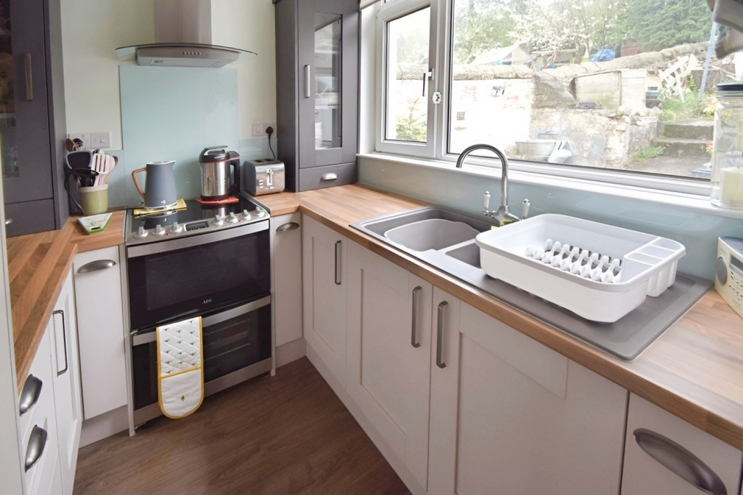 3 bedroom House in Halifax Road, Keighley, West Yorkshire