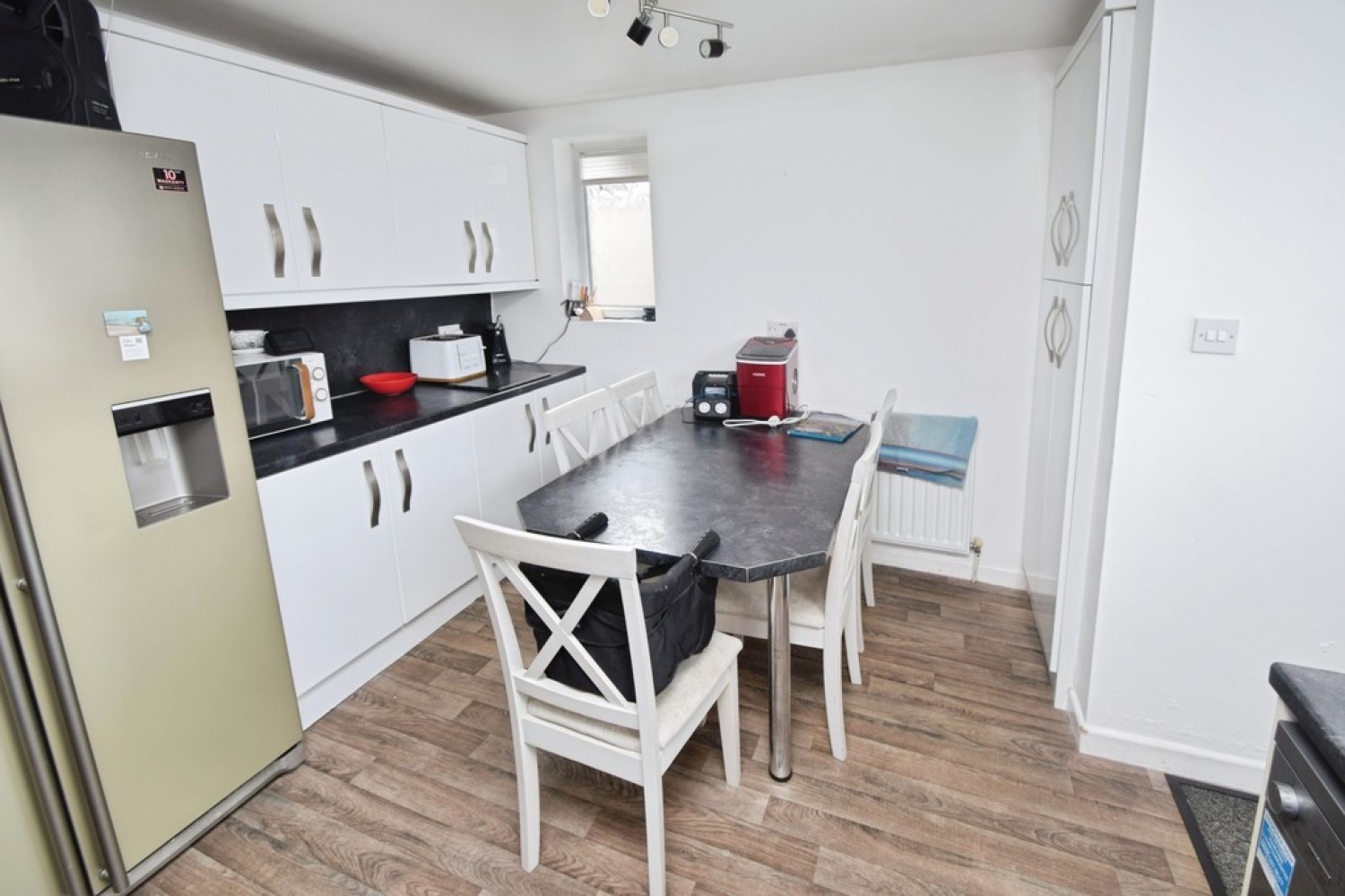 4 bedroom House for Sale Shipley, Bradford, West Yorkshire