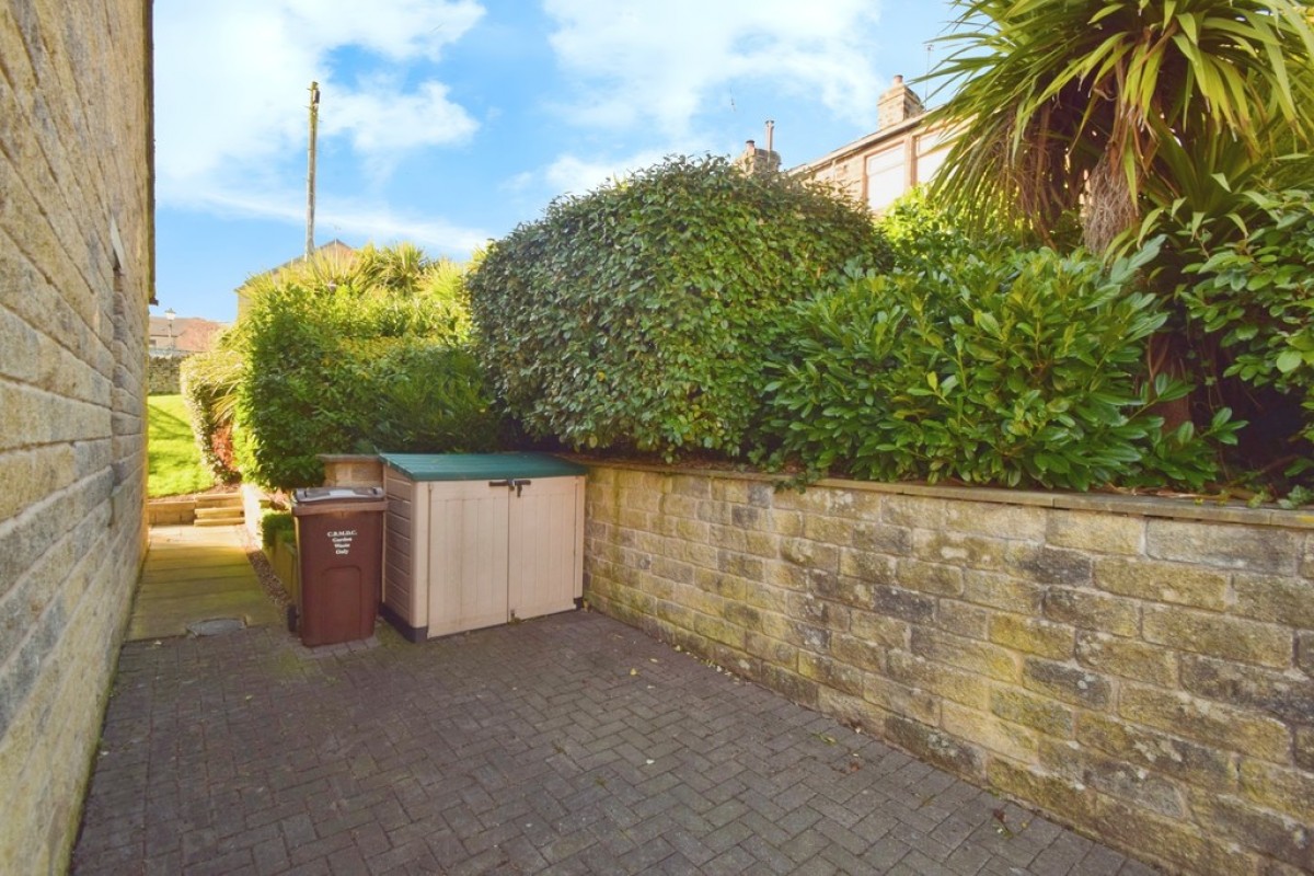 10 Millbeck Drive, Harden