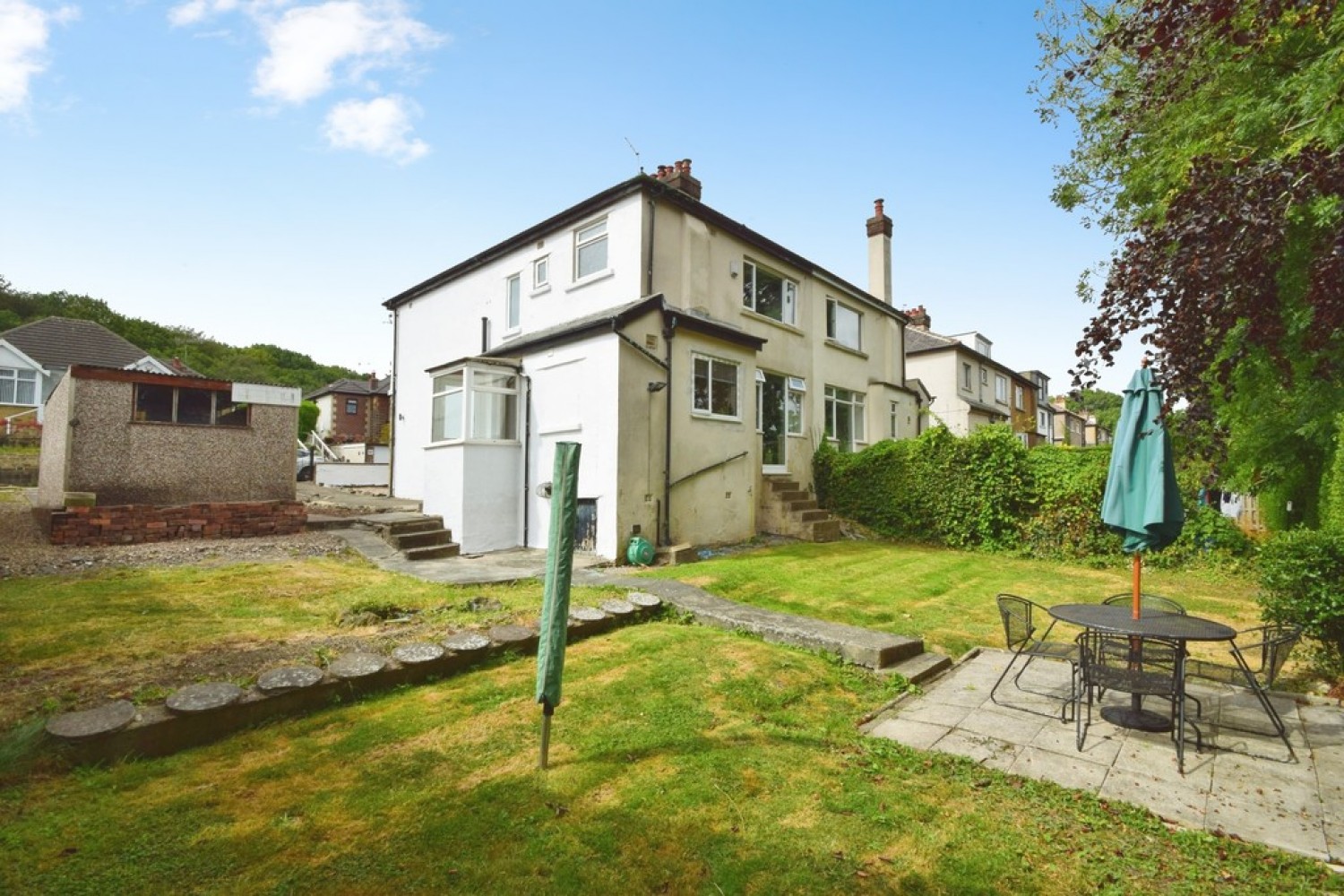 3 bedroom House for Sale Shipley, Bradford, West Yorkshire