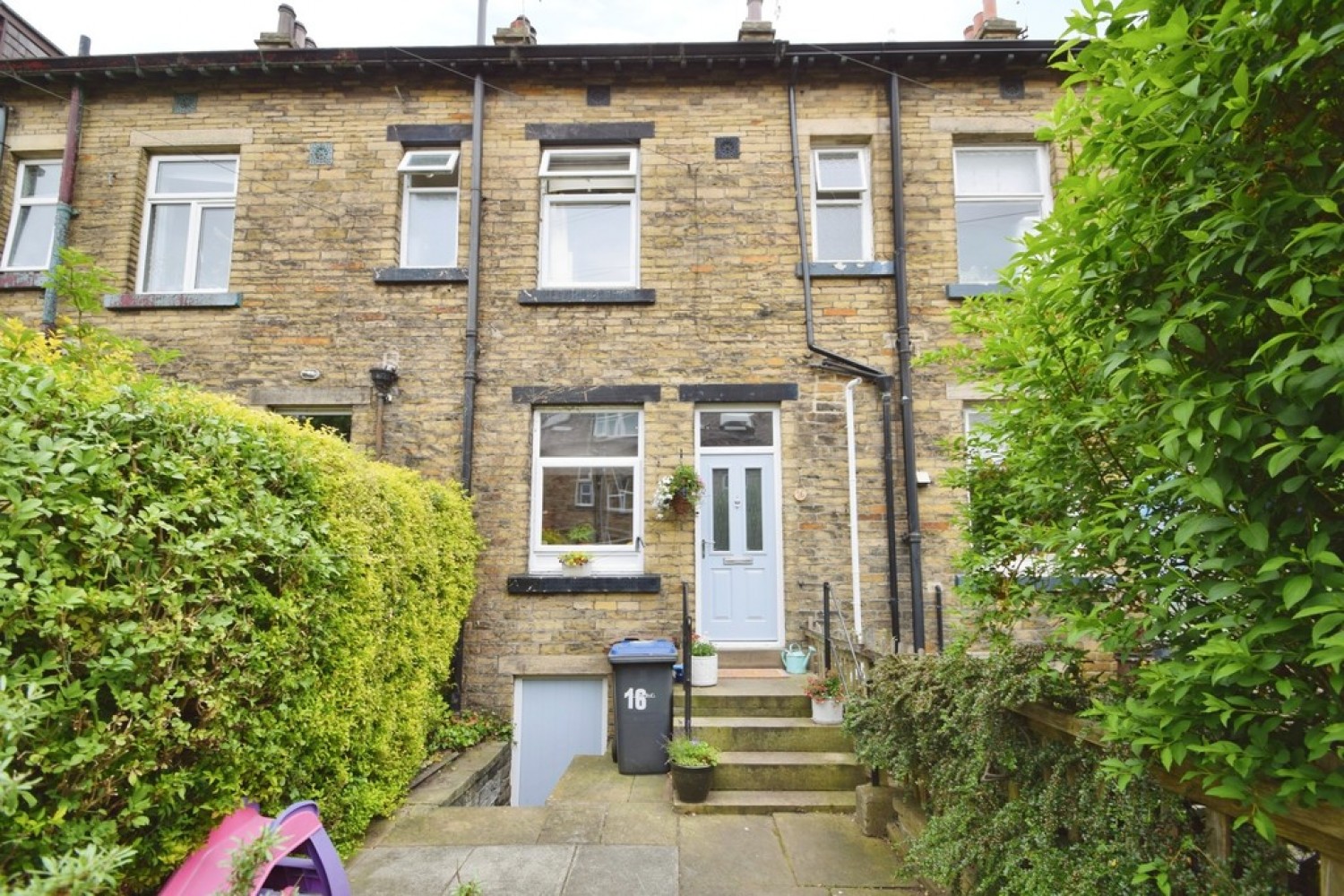 4 bedroom House for Sale Shipley, Bradford, West Yorkshire