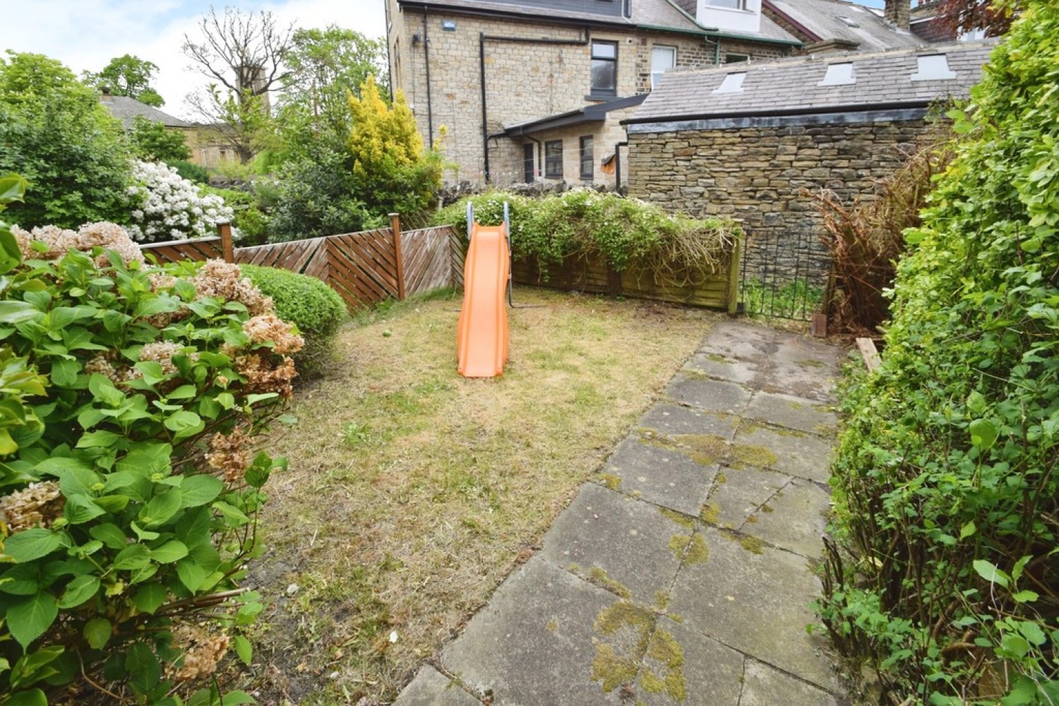 4 bedroom House for Sale Shipley, Bradford, West Yorkshire