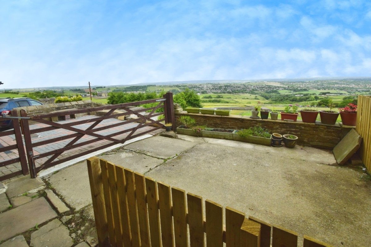 Brighouse And Denholme Road, Queensbury, West Yorkshire